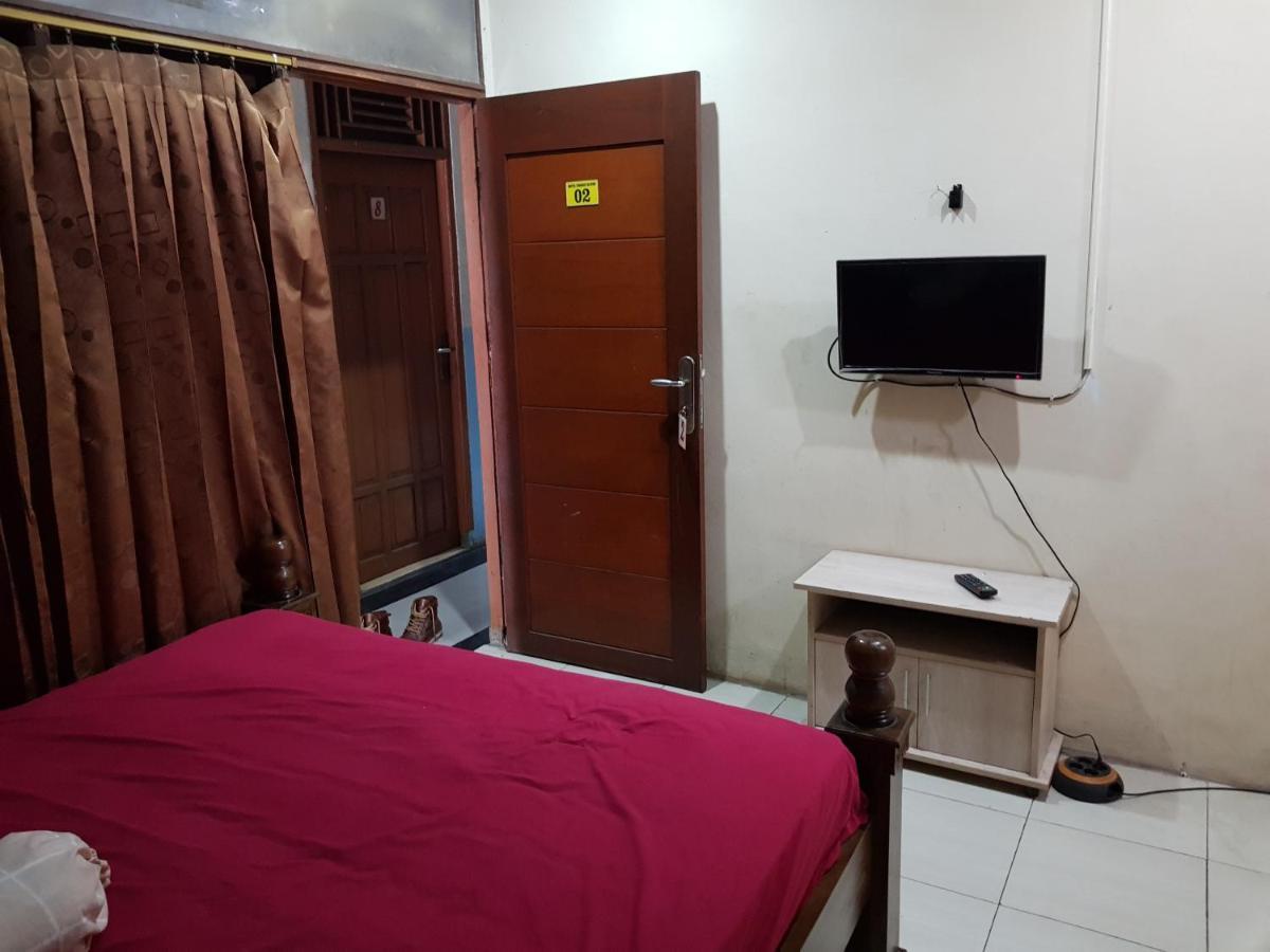 Hotel Alifah 1 Syariah Rawabokor Dua Kültér fotó