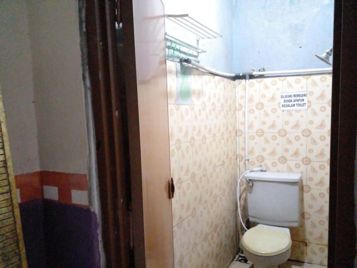 Hotel Alifah 1 Syariah Rawabokor Dua Kültér fotó